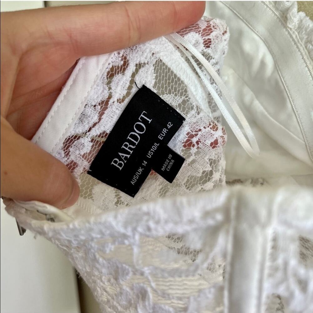 Bardot White Lace Mini Dress - Picture 8 of 11